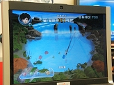 画像ギャラリー No.010のサムネイル画像 / ［CJ 2008＃43］どこかで見たような操作感のコントローラーが同梱された「eMooove games」は，PCで遊べるのが特徴らしいが？