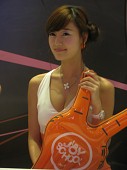 画像ギャラリー No.043のサムネイル画像 / ［G★2008＃番外編］お待ちかね，コンパニオン写真集をお届けします