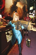 画像ギャラリー No.030のサムネイル画像 / ゲームショウの締めはやっぱりこれ。E3 2011，来場者を笑顔で迎えた美女コンパニオン達の写真をちょこっと掲載