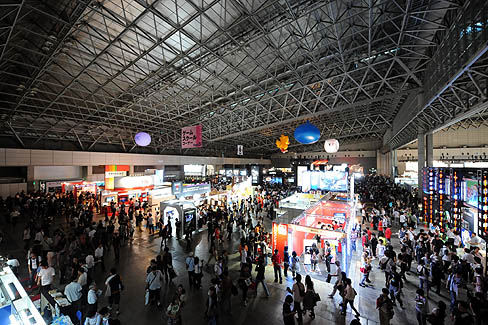 画像ギャラリー No.003のサムネイル画像 / ［TGS 2011］東京ゲームショウ2011，過去最高となる22万2668人の来場者を記録。一日の来場者数でも，過去の記録を破る