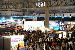 画像ギャラリー No.012のサムネイル画像 / ［TGS 2011］東京ゲームショウ2011，過去最高となる22万2668人の来場者を記録。一日の来場者数でも，過去の記録を破る