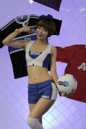 画像ギャラリー No.068のサムネイル画像 / ［G-Star 2011］恒例のコンパニオン写真集を掲載。過去最大規模となったG-Starの見どころはオンラインゲームだけじゃない？