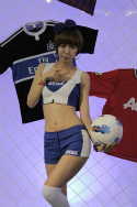 画像ギャラリー No.069のサムネイル画像 / ［G-Star 2011］恒例のコンパニオン写真集を掲載。過去最大規模となったG-Starの見どころはオンラインゲームだけじゃない？