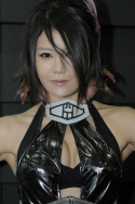 画像ギャラリー No.103のサムネイル画像 / ［G-Star 2011］恒例のコンパニオン写真集を掲載。過去最大規模となったG-Starの見どころはオンラインゲームだけじゃない？