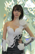 画像ギャラリー No.205のサムネイル画像 / ［G-Star 2011］恒例のコンパニオン写真集を掲載。過去最大規模となったG-Starの見どころはオンラインゲームだけじゃない？