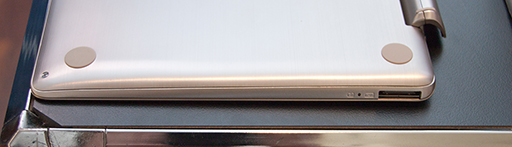 画像ギャラリー No.018のサムネイル画像 / ASUS，“Transformer Prime”こと「Eee Pad TF201」を1月21日発売。価格は6万9800円（税込）