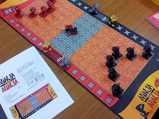 画像ギャラリー No.009のサムネイル画像 / 「ゲームマーケット2012大阪」が開催。当初の不安を覆し,アナログゲームの盛り上がりが強く感じられるイベントに