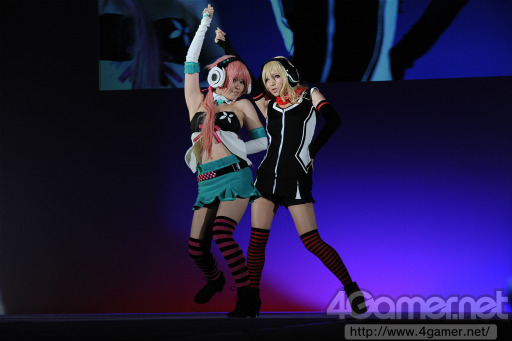 画像ギャラリー No.068のサムネイル画像 / ［TGS 2012］総勢200名近いコスプレイヤーが集まった「COSPLAY COLLECTION NIGHT＠TGS」をフォトレポート