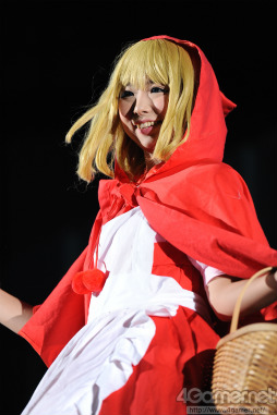 画像ギャラリー No.100のサムネイル画像 / ［TGS 2012］総勢200名近いコスプレイヤーが集まった「COSPLAY COLLECTION NIGHT＠TGS」をフォトレポート