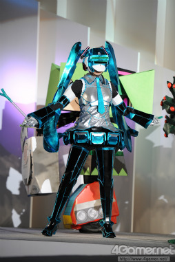 画像ギャラリー No.137のサムネイル画像 / ［TGS 2012］総勢200名近いコスプレイヤーが集まった「COSPLAY COLLECTION NIGHT＠TGS」をフォトレポート