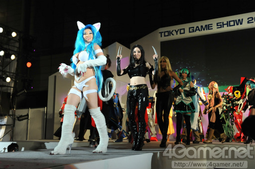 画像ギャラリー No.223のサムネイル画像 / ［TGS 2012］総勢200名近いコスプレイヤーが集まった「COSPLAY COLLECTION NIGHT＠TGS」をフォトレポート