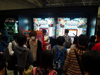 画像ギャラリー No.014のサムネイル画像 / 【超会議2】老若男女問わず文化祭気分で楽しめる,ニコニコ超会議2の企画ブースをフォトレポート