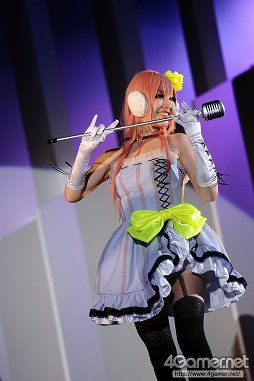 画像ギャラリー No.012のサムネイル画像 / ［TGS 2013］約200名ものコスプレイヤーがパフォーマンスを披露した「Cosplay Collection Night」をフォトレポート
