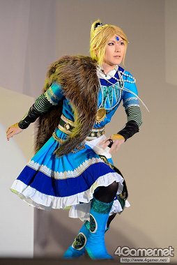 画像ギャラリー No.034のサムネイル画像 / ［TGS 2013］約200名ものコスプレイヤーがパフォーマンスを披露した「Cosplay Collection Night」をフォトレポート