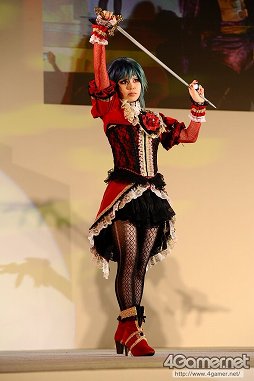画像ギャラリー No.036のサムネイル画像 / ［TGS 2013］約200名ものコスプレイヤーがパフォーマンスを披露した「Cosplay Collection Night」をフォトレポート