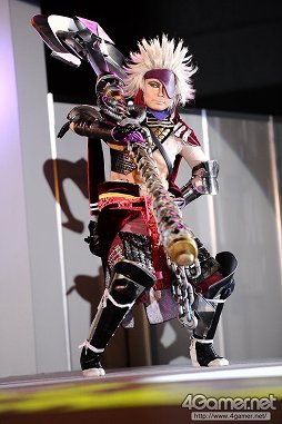 画像ギャラリー No.051のサムネイル画像 / ［TGS 2013］約200名ものコスプレイヤーがパフォーマンスを披露した「Cosplay Collection Night」をフォトレポート