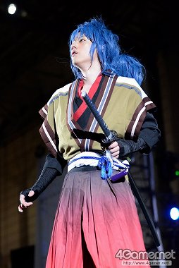 画像ギャラリー No.056のサムネイル画像 / ［TGS 2013］約200名ものコスプレイヤーがパフォーマンスを披露した「Cosplay Collection Night」をフォトレポート