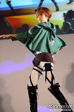 画像ギャラリー No.061のサムネイル画像 / ［TGS 2013］約200名ものコスプレイヤーがパフォーマンスを披露した「Cosplay Collection Night」をフォトレポート