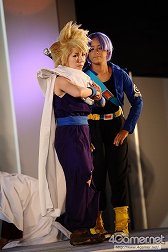 画像ギャラリー No.095のサムネイル画像 / ［TGS 2013］約200名ものコスプレイヤーがパフォーマンスを披露した「Cosplay Collection Night」をフォトレポート