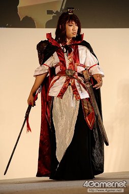 画像ギャラリー No.112のサムネイル画像 / ［TGS 2013］約200名ものコスプレイヤーがパフォーマンスを披露した「Cosplay Collection Night」をフォトレポート