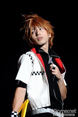 画像ギャラリー No.156のサムネイル画像 / ［TGS 2013］約200名ものコスプレイヤーがパフォーマンスを披露した「Cosplay Collection Night」をフォトレポート