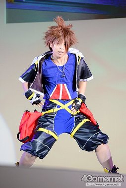 画像ギャラリー No.157のサムネイル画像 / ［TGS 2013］約200名ものコスプレイヤーがパフォーマンスを披露した「Cosplay Collection Night」をフォトレポート
