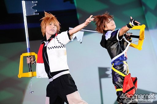 画像ギャラリー No.158のサムネイル画像 / ［TGS 2013］約200名ものコスプレイヤーがパフォーマンスを披露した「Cosplay Collection Night」をフォトレポート
