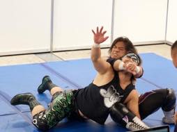 画像ギャラリー No.018のサムネイル画像 / 4Gamer×DDTプロレス@東京ゲームショウ2015,初日の配信は無事(?)終了。明日も正午にゴング!