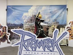 画像ギャラリー No.017のサムネイル画像 / 「ラグナロクオンライン ファン感謝祭2008」の模様をレポート。実際に触ってみた「ラグナロクオンラインDS」のファーストインプレッションも