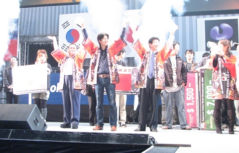 画像ギャラリー No.105のサムネイル画像 / 「RWC2009」ついに優勝を果たした日本代表！　その軌跡を追うとともに全試合の詳細レポートをお届けする