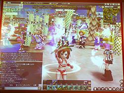 画像ギャラリー No.005のサムネイル画像 / ［TGS 2010］「ラグナロクオンライン」コスプレイベントもあったWebMoneyブース最終日レポート
