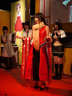 画像ギャラリー No.013のサムネイル画像 / ［TGS 2010］「ラグナロクオンライン」コスプレイベントもあったWebMoneyブース最終日レポート