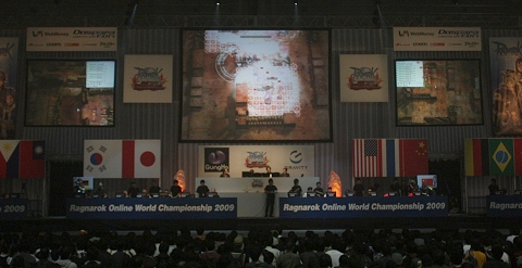 画像ギャラリー No.016のサムネイル画像 / 【PR】日本のRWC2連覇に向けて「ラグナロクオンライン」強豪ギルドが一堂に集結。RWC2013/世界対抗戦の出場ギルド壮行会で意気込みを聞いてみた