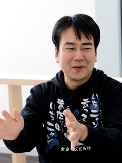 画像ギャラリー No.006のサムネイル画像 / 電王戦,なんで勝てたんですか?――「ゲーマーはもっと経営者を目指すべき!」第15回は,「BM98」を開発した伝説的なプログラマー・やねうらお氏がゲスト