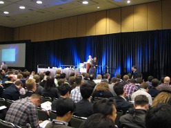 画像ギャラリー No.002のサムネイル画像 / ［GDC 2011］「DOOM」はこうして作られた。ジョン・ロメロ氏とトム・ホール氏が，発売から18年を経てDOOMの開発秘話を語った