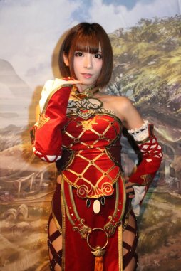 画像ギャラリー No.004のサムネイル画像 / 「リネージュ2 アップデートオフラインイベント In Ginza」レポート。初のワールドレイド「エティスバンエティナ討伐戦」に，会場は大盛り上がり