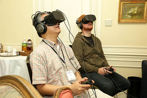 画像ギャラリー No.008のサムネイル画像 / ［TGS 2013］CCP Gamesに聞く「EVE Online」と「DUST 514」の現状。Oculus VRの「Rift」を使った「EVE: Valkyrie」の試遊も体験