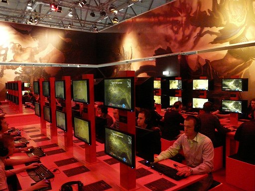 画像ギャラリー No.014のサムネイル画像 / ［Gamescom］Blizzard Entertainmentがドイツで「Diablo III」をプレイアブル出展。そして新要素“クラフティング”の概要をムービーとともに公開