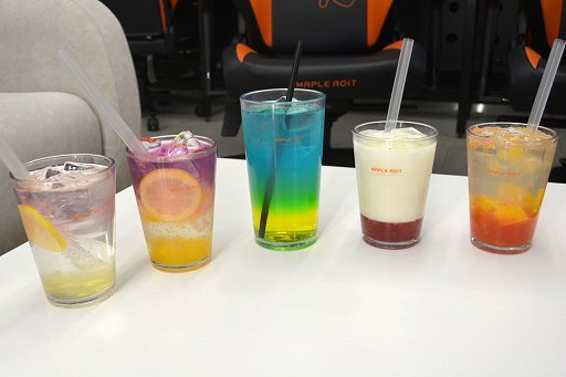 画像ギャラリー No.014のサムネイル画像 / 「メイプルストーリー」土産を買うのにもよさそう。メイプル仕様の常設PCカフェを韓国で見学。コミュニティ活性化のため，オフライン施策にも注力