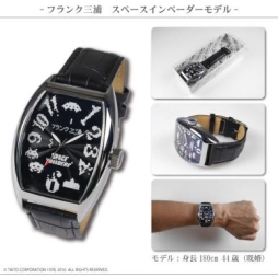 画像ギャラリー No.001のサムネイル画像 / 「スペースインベーダー」の腕時計と貯金箱が発売決定。予約受付開始