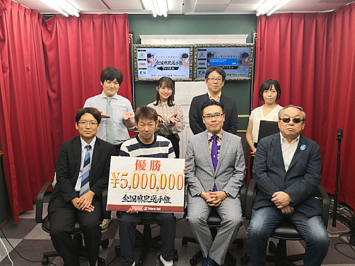画像ギャラリー No.003のサムネイル画像 / シグナルトーク主催の第6回全国麻雀選手権,一般部門代表の末永さんが優勝