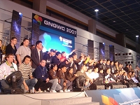 画像ギャラリー No.001のサムネイル画像 / GNGWC 2007決勝戦現地レポート:日本は「NAVYFIELD NEO」で韓国と共に優勝,「SiLKROAD ONLINE」「WarRock」は3位に
