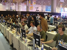 画像ギャラリー No.012のサムネイル画像 / GNGWC 2007決勝戦現地レポート:日本は「NAVYFIELD NEO」で韓国と共に優勝,「SiLKROAD ONLINE」「WarRock」は3位に
