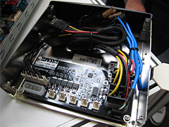 画像ギャラリー No.014のサムネイル画像 / CeBIT 2008から見えてきた，ハイエンド電源ユニットのトレンド