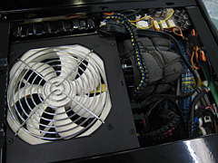 画像ギャラリー No.014のサムネイル画像 / ［COMPUTEX 2008＃04］ゲーマー向けブランド「Raven」を立ち上げるSilverStone，個性的な冷却仕様のPCケースを公開