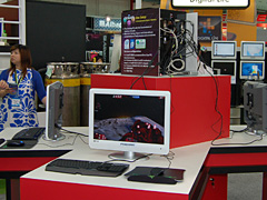 画像ギャラリー No.006のサムネイル画像 / ［COMPUTEX 2008＃06］ゲームの4人同時対戦を可能にする“4PC in 1”な1台「DENUBE」