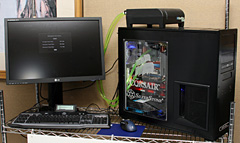 画像ギャラリー No.004のサムネイル画像 / ［COMPUTEX 2008＃24］「ゲームには64bit OS＆4GB以上のメインメモリが最適」。Corsairが64bit環境への移行を勧めるデモを実施