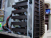 画像ギャラリー No.006のサムネイル画像 / ［COMPUTEX 2008＃26］ゲーマー向けPCケースは「見た目より機能」の時代へ？