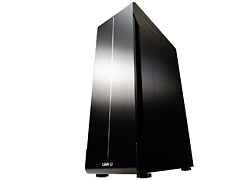 画像ギャラリー No.025のサムネイル画像 / ［COMPUTEX 2008＃26］ゲーマー向けPCケースは「見た目より機能」の時代へ？