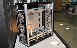 画像ギャラリー No.003のサムネイル画像 / ［COMPUTEX］Thermalright，冷却性能徹底重視のPCケースや，ケースファン前提のファンレス大型GPUクーラーなどを公開し，順次出荷へ